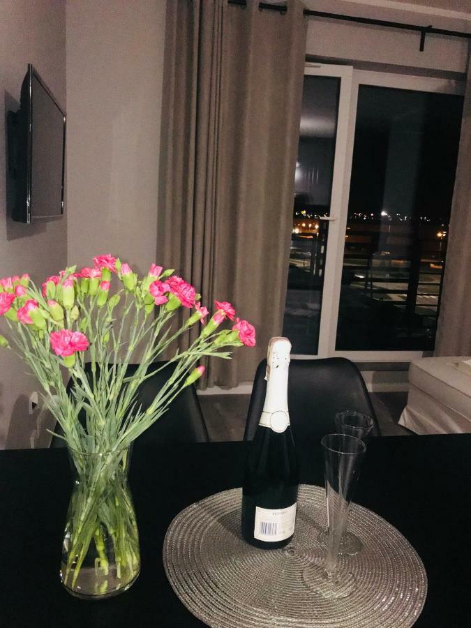 Apartament Przy Aquaparku W Redzie Rumia Exteriér fotografie